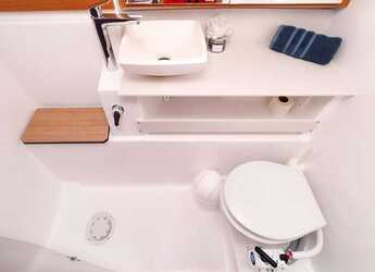 Rent a sailboat in Marina Hramina - Dufour 430