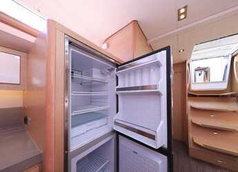 Rent a sailboat in Marina Hramina - Dufour 470 - 4 cab.