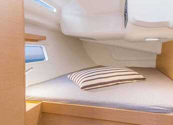 Rent a sailboat in Kavala - Marina Perigialiou - Hanse 418 - 3 cab.