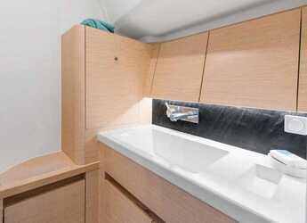 Rent a sailboat in Kavala - Marina Perigialiou - Hanse 418 - 3 cab.