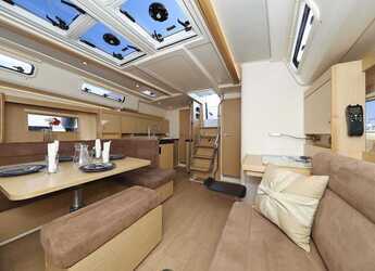 Rent a sailboat in Marina Hramina - Hanse 455