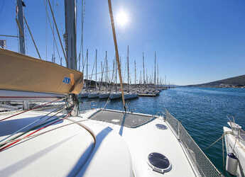 Noleggiare catamaran in Marina Tankerkomerc - Lipari 41