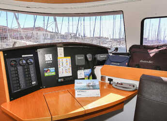 Noleggiare catamaran in Marina Tankerkomerc - Lipari 41