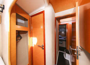 Noleggiare catamaran in Marina Tankerkomerc - Lipari 41