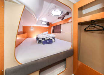 Noleggiare catamaran in Marina Tankerkomerc - Lipari 41