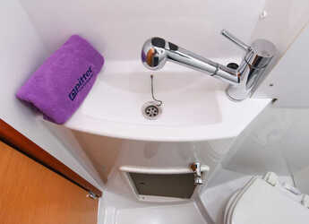 Noleggiare catamaran in Marina Tankerkomerc - Lipari 41