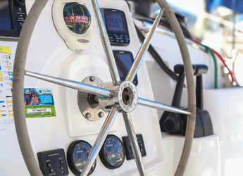 Noleggiare catamaran in Marina Tankerkomerc - Lipari 41