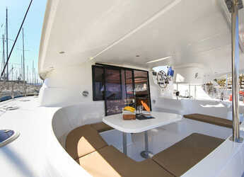 Noleggiare catamaran in Marina Tankerkomerc - Lipari 41