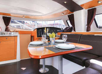 Noleggiare catamaran in Marina Tankerkomerc - Lipari 41