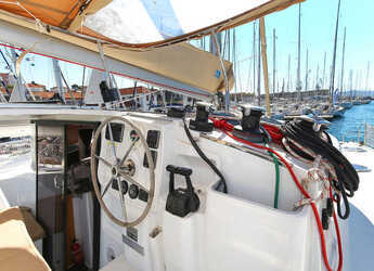 Noleggiare catamaran in Marina Tankerkomerc - Lipari 41