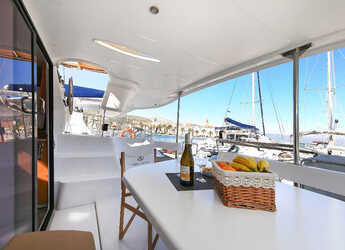 Noleggiare catamaran in Marina Tankerkomerc - Lipari 41