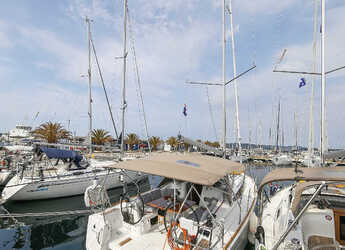 Rent a sailboat in Marina Hramina - Sun Odyssey 349