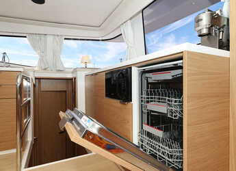 Chartern Sie katamaran in Marina Sukosan (D-Marin Dalmacija) - Bali 4.6 - 5 + 1 cab.