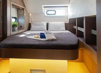 Rent a catamaran in Kos Marina - Bali 4.6 - 5 + 1 cab.