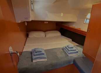 Rent a sailboat in Marina Tourlos - Bavaria Cruiser 46