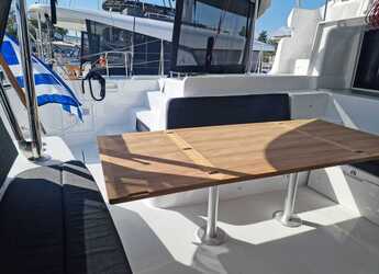Louer catamaran à Marina Zeas - Lagoon 46 