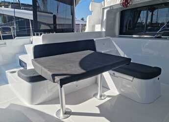 Louer catamaran à Marina Zeas - Lagoon 46 
