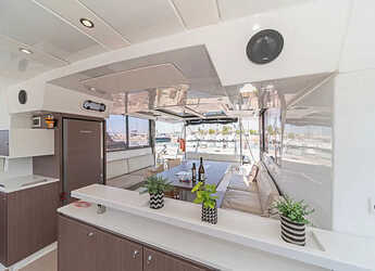 Rent a catamaran in Lefkas Marina - Bali Catspace 1