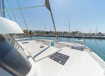 Rent a catamaran in Lefkas Marina - Bali Catspace 1