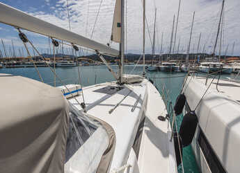 Rent a sailboat in D-Marin Marina Lefkas - Hanse 418 - 3 cab.