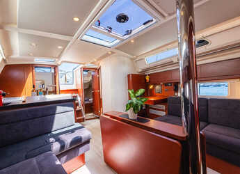 Rent a sailboat in D-Marin Marina Lefkas - Hanse 418 - 3 cab.