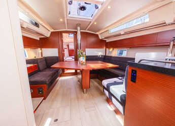 Rent a sailboat in D-Marin Marina Lefkas - Hanse 418 - 3 cab.