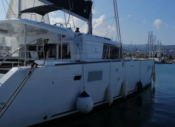Louer catamaran à Nikiana Marina - Lagoon 450 F - 4 + 2 cab.