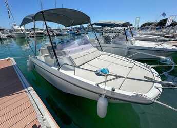 Rent a motorboat in Club Nautic Cambrils - Beneteau Flyer 6 Sundeck