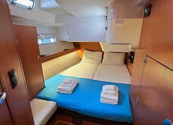 Noleggiare sailboat in Marina Tourlos - Bavaria Cruiser 51