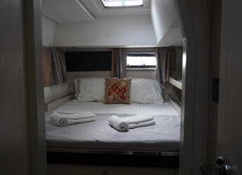 Rent a catamaran in Marina Tourlos - Leopard 45