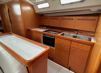 Rent a sailboat in Marina Tourlos - Cyclades 50.5