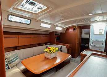 Rent a sailboat in Marina Tourlos - Cyclades 50.5