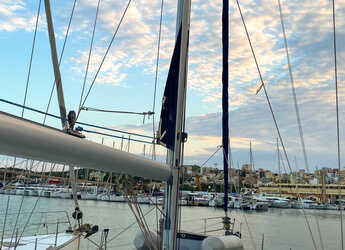 Rent a sailboat in Marina Tourlos - Cyclades 50.5