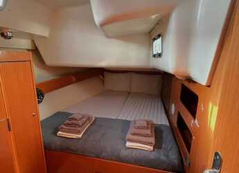 Rent a sailboat in Marina Tourlos - Cyclades 50.5