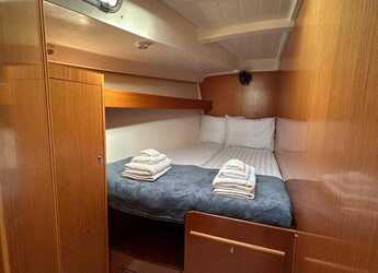 Rent a sailboat in Marina Tourlos - Cyclades 50.5