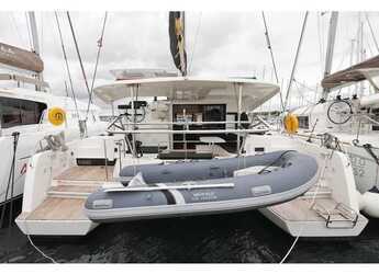 Rent a catamaran in Marina di Asfodeli - Lagoon 42