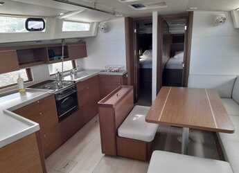 Rent a sailboat in Lavrion Marina - Oceanis 46.1