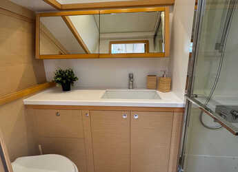 Alquilar catamarán en Marina Frapa - Lagoon 52F