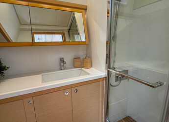 Alquilar catamarán en Marina Frapa - Lagoon 52F