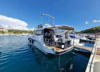Rent a motorboat in Marina Frapa - Platinum 40