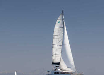Rent a catamaran in Sumpetar - Lagoon 450 Fly