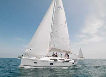 Rent a sailboat in Marina de Dénia - Hanse 388