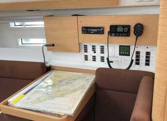 Chartern Sie segelboot in Marina Polesana - Elan Impression 40