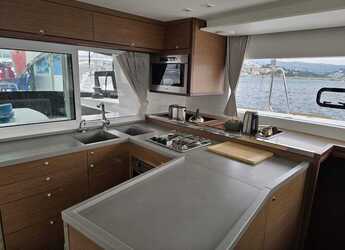 Alquilar catamarán en Luka Marina - Lagoon 450 S - 4 + 2 cab.