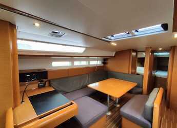 Noleggiare sailboat in Punat Marina - Sun Odyssey 519 - 5 cab.