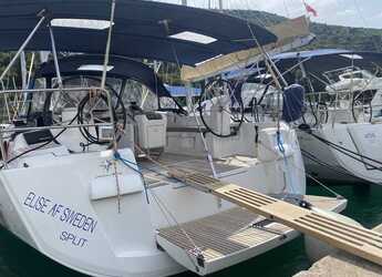 Noleggiare sailboat in Punat Marina - Sun Odyssey 519 - 5 cab.