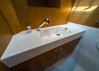 Noleggiare sailboat in Punat Marina - Sun Odyssey 519 - 5 cab.