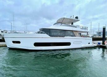 Chartern Sie yacht in Marina Mandalina - Azimut Magellano 60