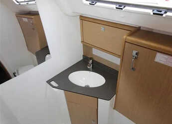 Rent a sailboat in Punat - Bavaria Cruiser 51