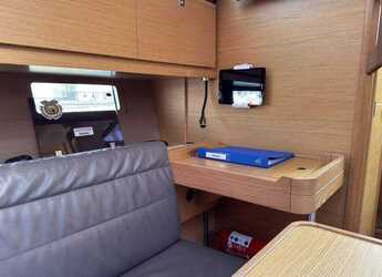 Rent a sailboat in Marina Flensburg Sonwik - Dufour 382 GL